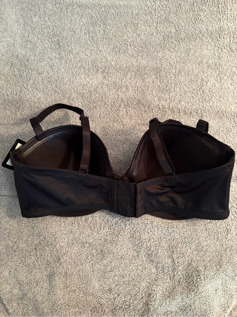 NWT Maidenform 12-Way Adjustable Straps Bra 38D Black Strapless